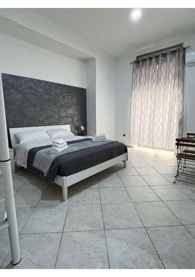 La Svolta Rooms Napoli Ngoại thất bức ảnh